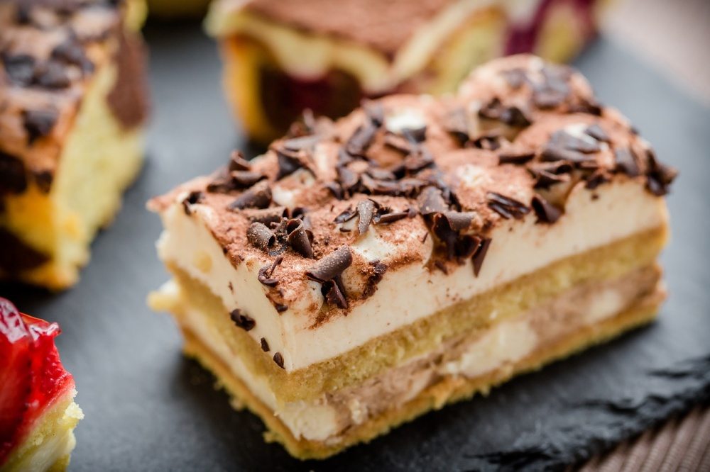 Čoko-pudingová torta s piškótami na spôsob tiramisu
