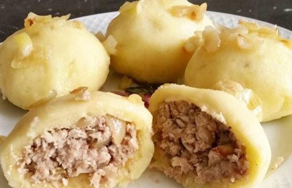 Zemiakové gule plnené údeným mäsom