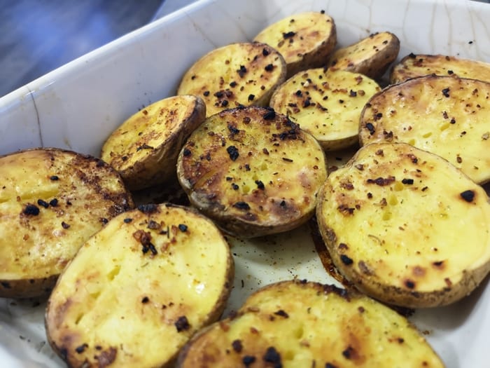 Tradičné pečené zemiaky inak