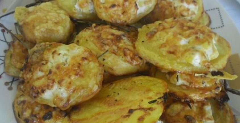 Pečené zemiaky s kyslou smotanou