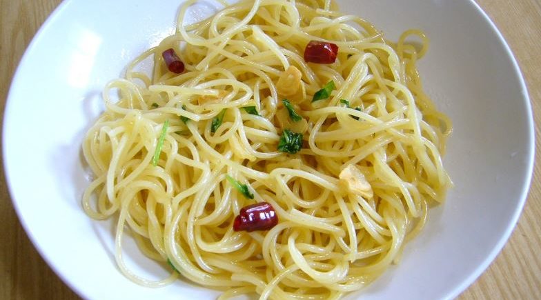Najjednoduchšie špagety s cesnakom a bylinkami