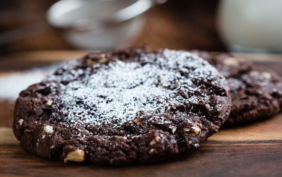 Popraskané čokoládové keksíky